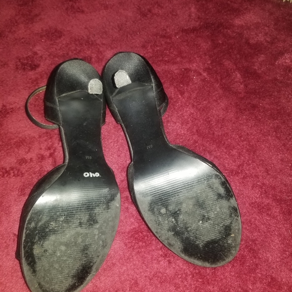 Suede boots and sandals - Picture 10 of 10